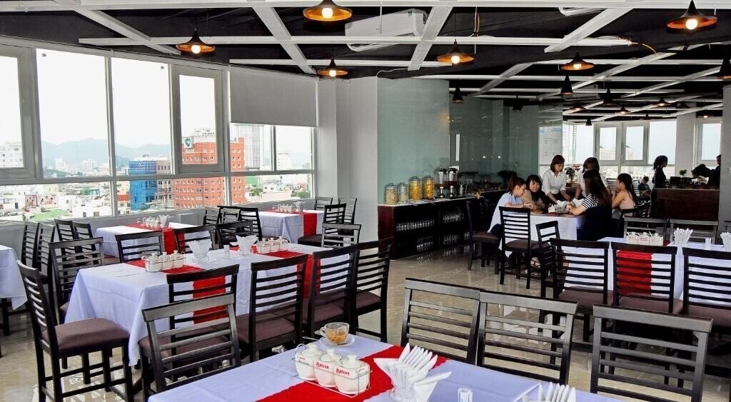 Изображение Full House Nha Trang Hotel 3*