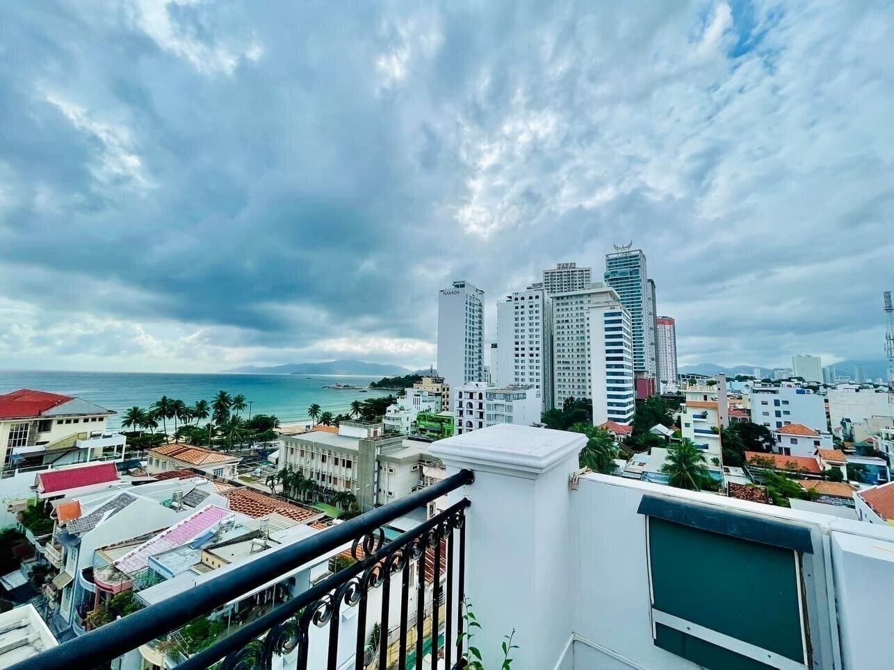 Отель The Nha Trang Business Hotel 3*