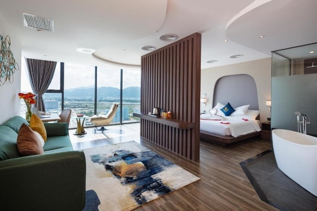 Фото Amber Hotel Nha Trang 4*