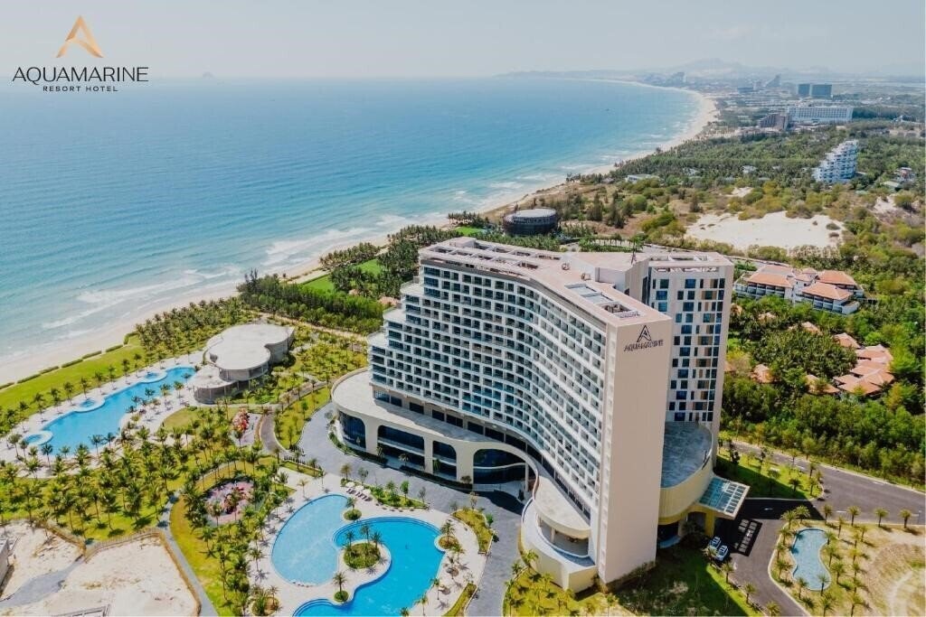 Отель Aquamarine Resort Hotel 5*
