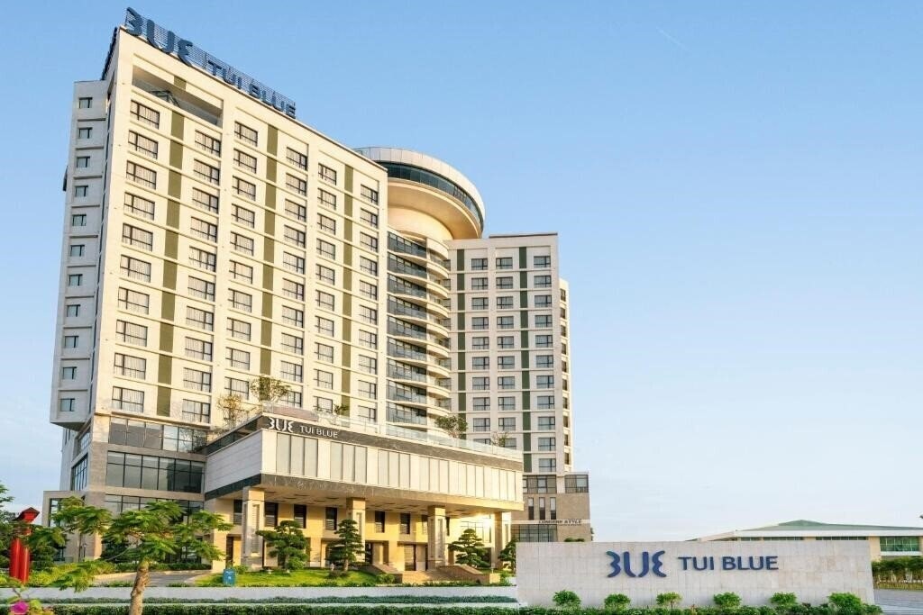Отель Tui Blue Tuy Hoa 5*