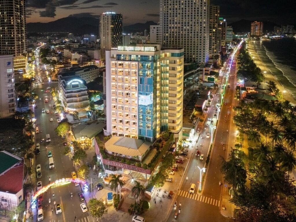 Отель Nha Trang Lodge Hotel 3*