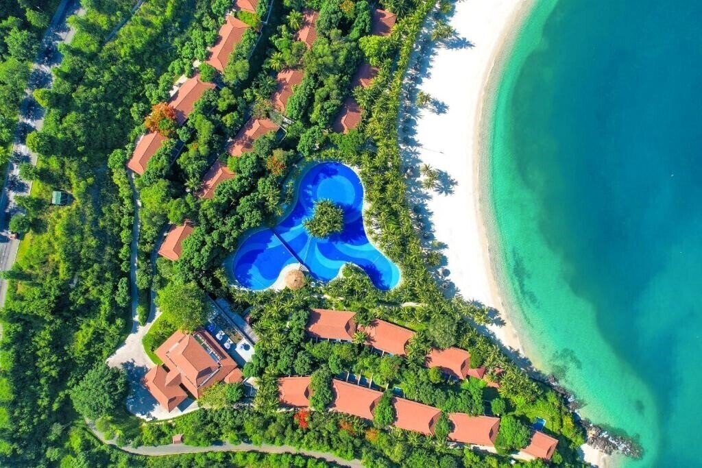Отель Vinpearl Luxury Nha Trang 5*