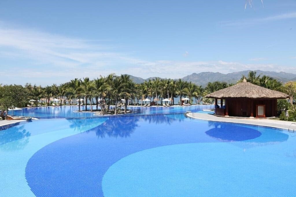 Фото Vinpearl Luxury Nha Trang 5*