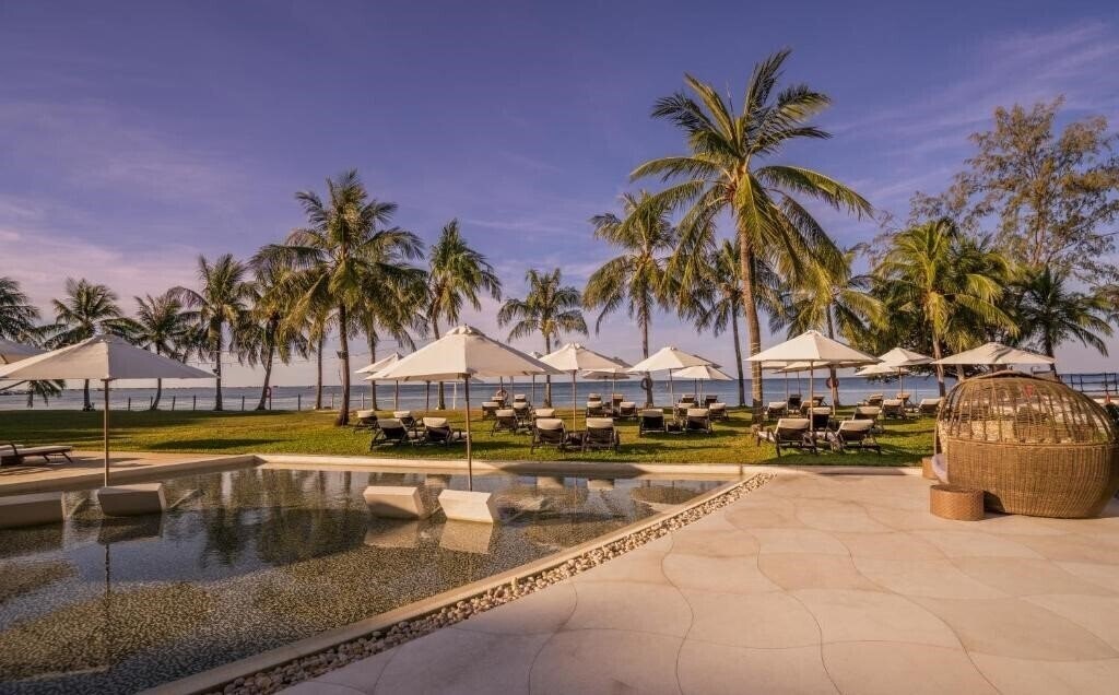 Отель Shells Resort And Spa 5*