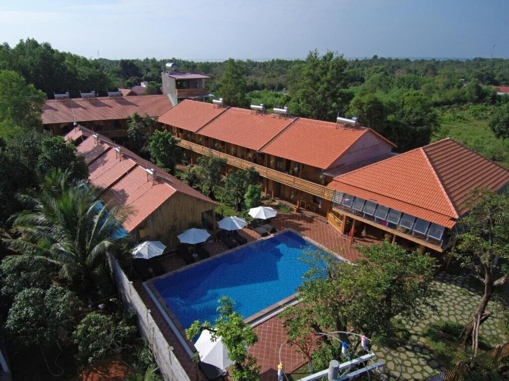 Отель Ong Lang Garden Resort 3*