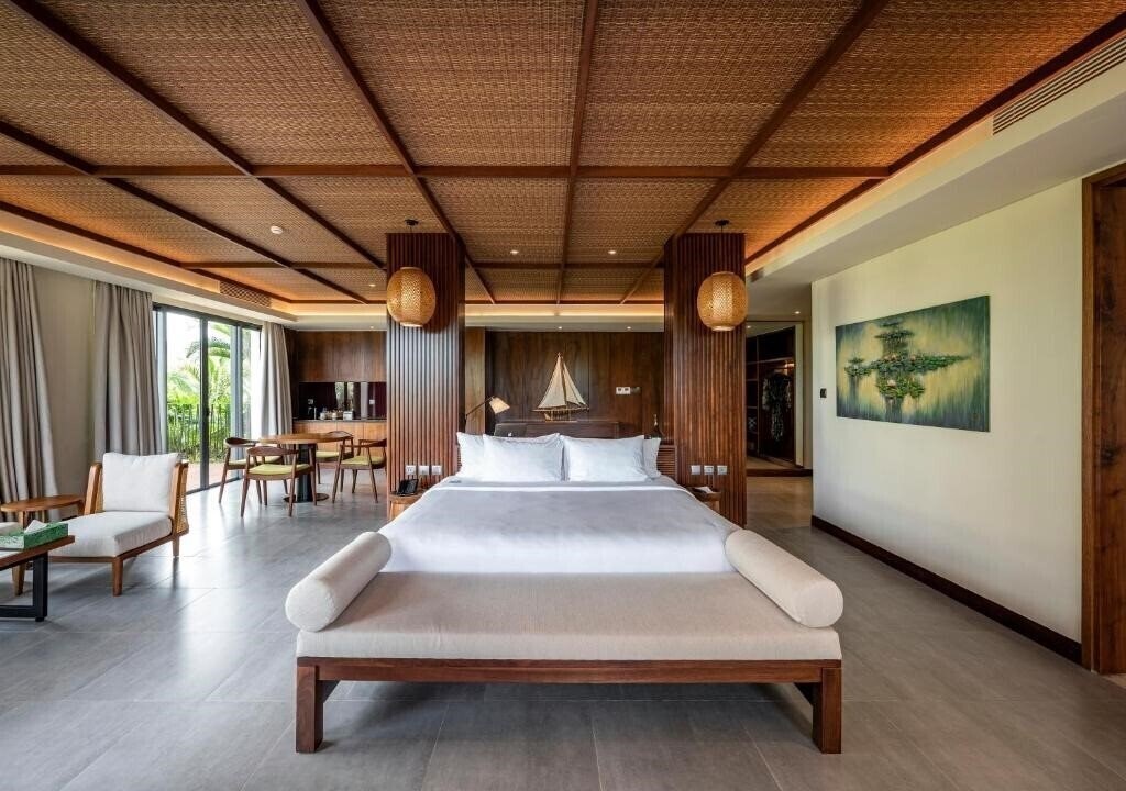 Фото Dusit Princess Moonrise Beach Resort 5*