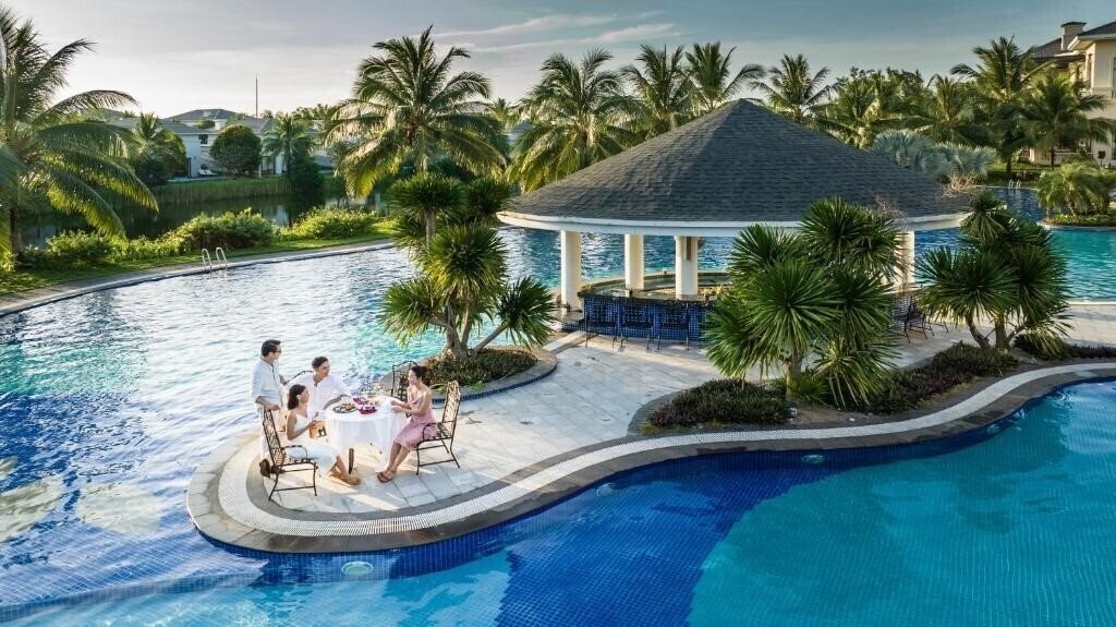 Картинка Vinpearl Discovery 1 Phu Quoc 5*