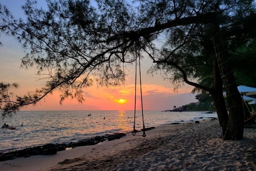 Отель Ancarine Beach Resort 3*