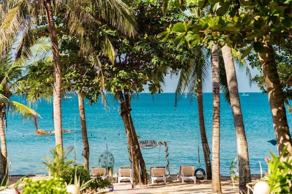 Отель Nhat Lan Resort 2*