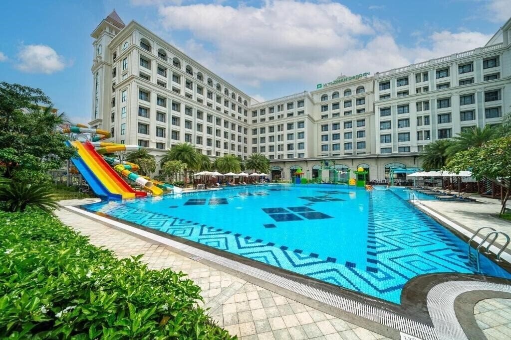 Фото Wyndham Garden Grandworld Phu Quoc 4*