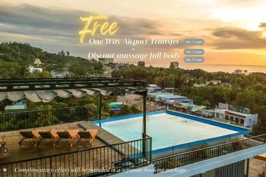 Отель Golden Daisy Hotel 3*