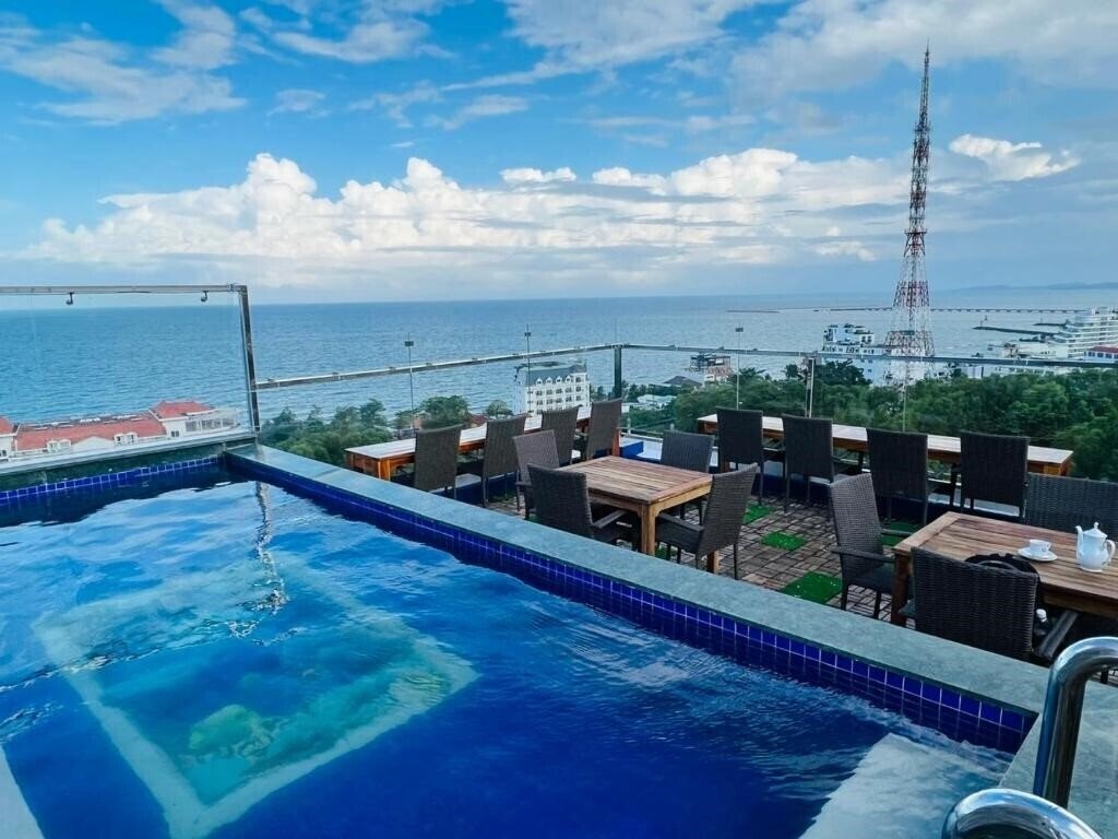 Фотография Rock Mila Phu Quoc Hotel 3*