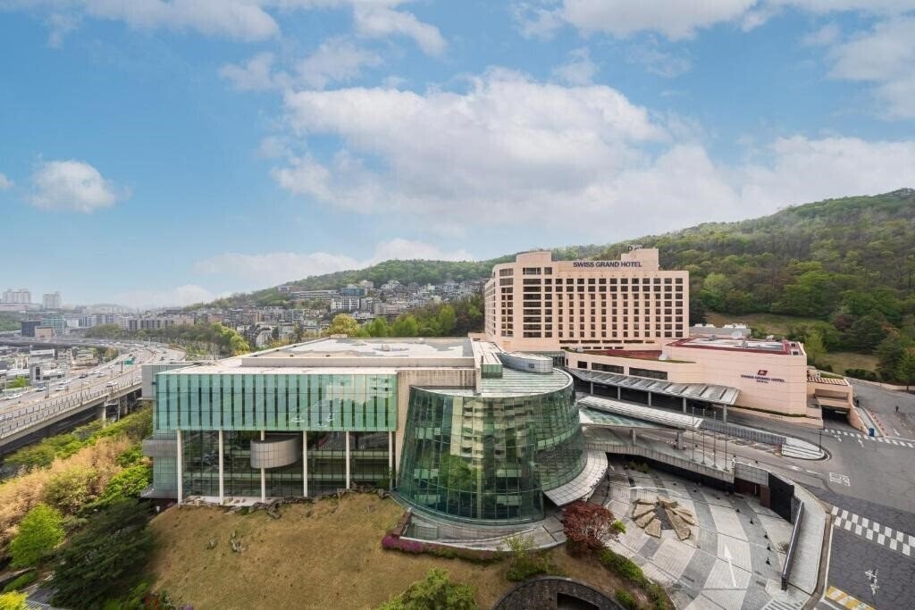 Отель Grand Hilton Hotel Seoul 5*